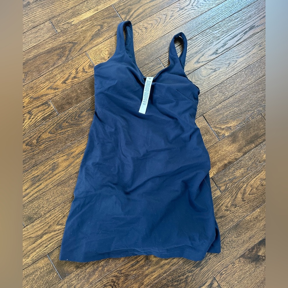 Lululemon size 8 navy align dress. Never worn